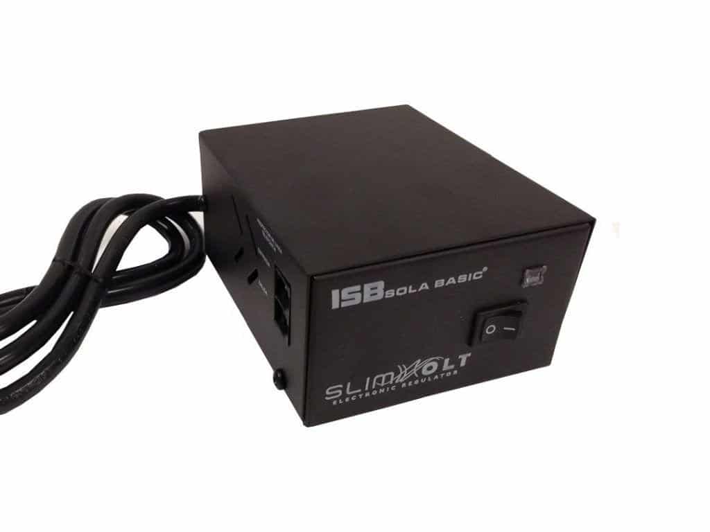 Regulador de voltaje Microvolt 1.2KVA Sola Basic DN-21-122